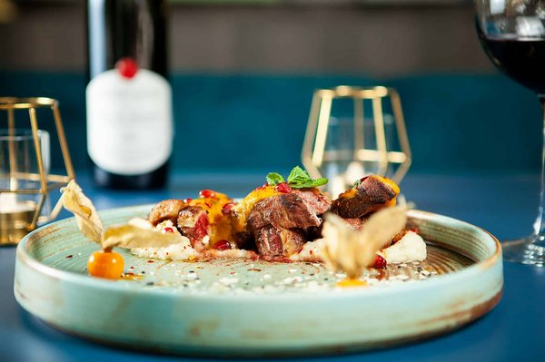 Quelle est la recette d'une crêpe Suzette flambée au Grand Marnier ?